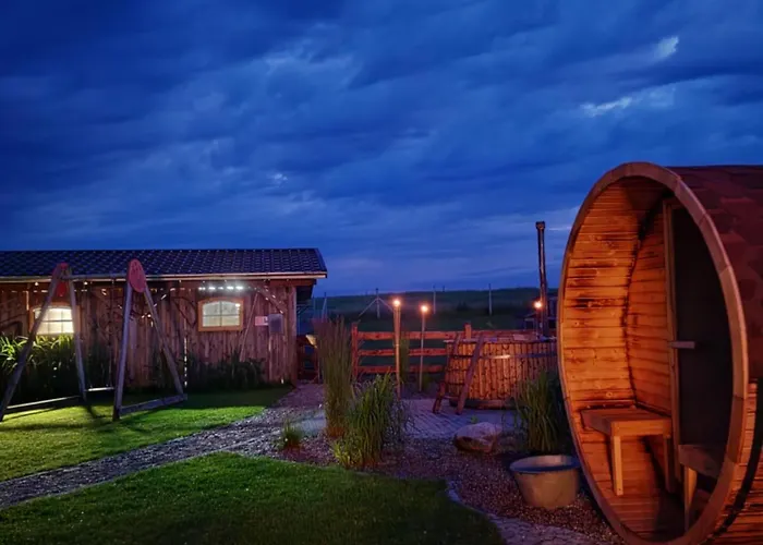 Kaszuby Villagehome Casa de Férias *